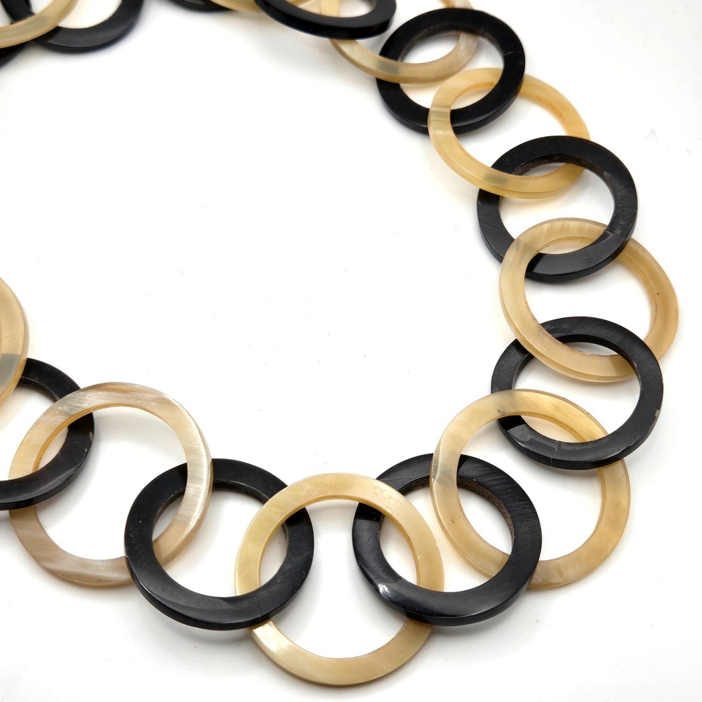 Natural Buffalo Horn Interlocking Link Statement Necklace Black Honey Blonde